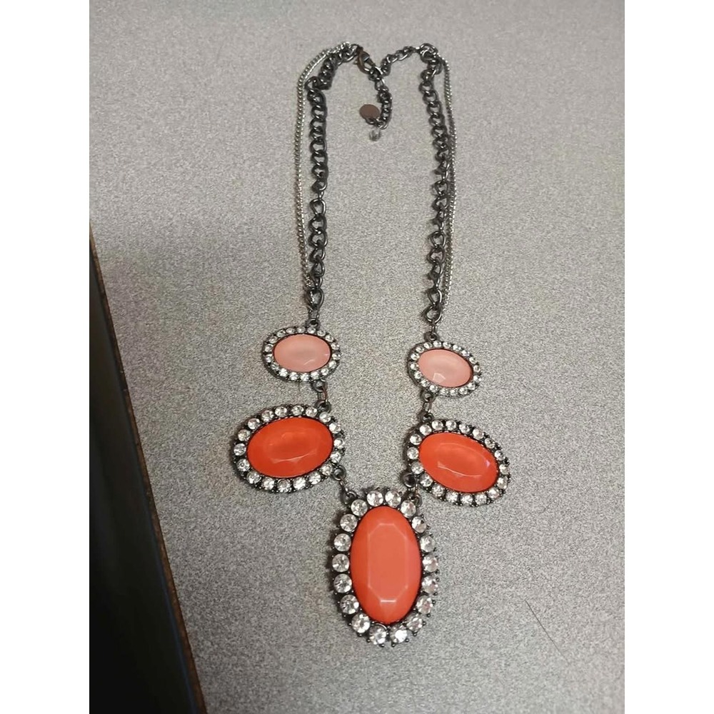 Vtg Vera Wang Necklace Salmon Peach Rhinestone Gunmetal Statement Bib 17-20"